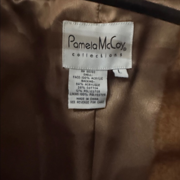 Pamela McCoy Luxurious Tan Teddy Jacket - Picture 2 of 4